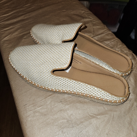 Universal Thread Lona Mules,  Memory Foam Espadrilles women's size 12 - Picture 2 of 8